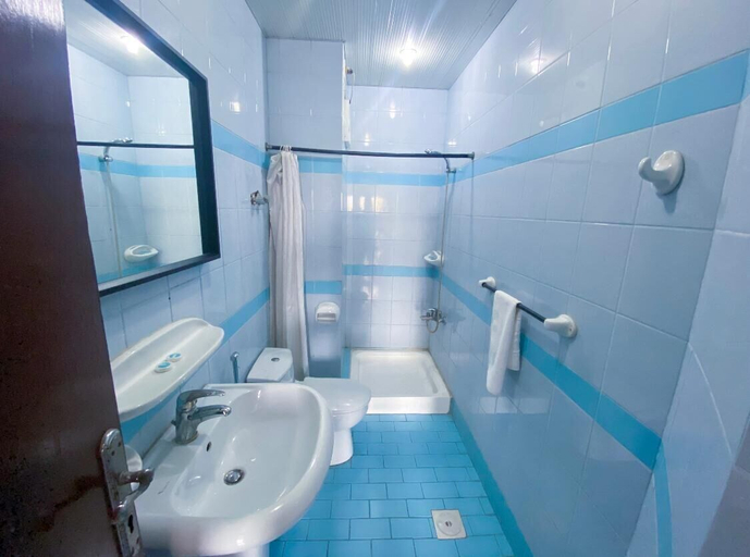 Bathroom, Afaq Tourist