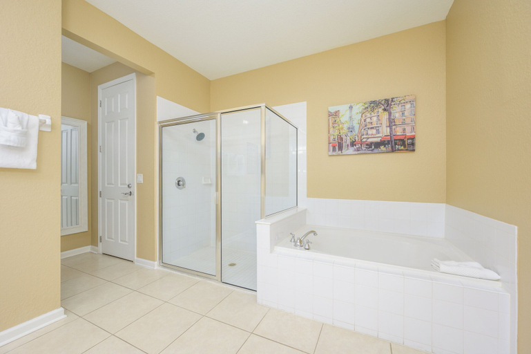 Bathroom 4, Epic Universe Premium Lake View Condo, Vista Cay - 1007, Orange