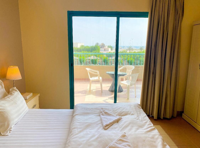 Bedroom 2, Afaq Tourist