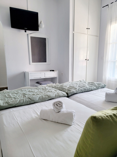 Bedroom 3, Kalimera Studios and Apartments, Ionian Islands