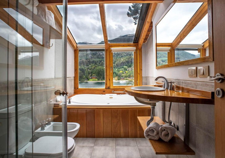 Bathroom 8