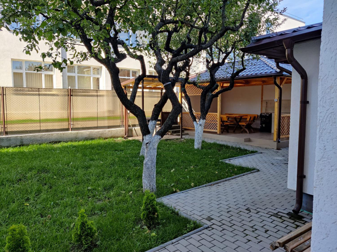 Others 3, Casa Marina, Calimanesti