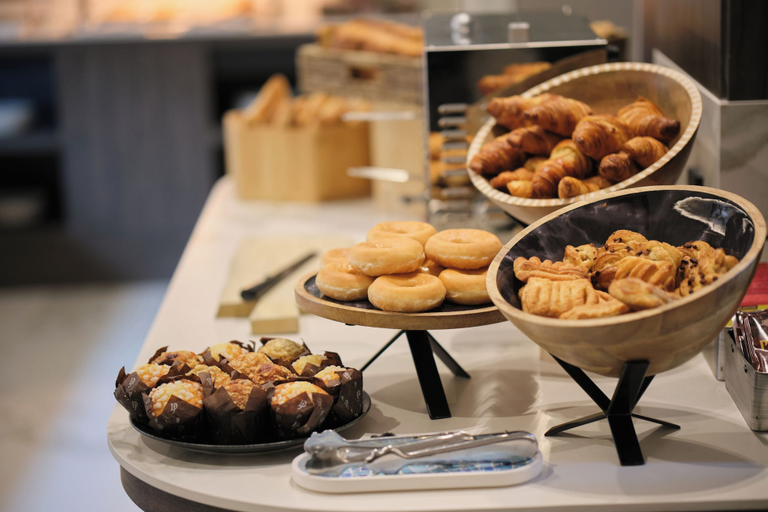 Food & Drinks 5, 1881 Madrid Ventas Hotel, Madrid