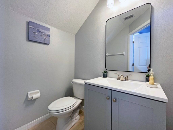 Bathroom 3, Paradise Point 4 Bedroom Home by RedAwning, Polk