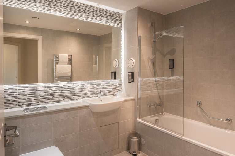 Bathroom 3, PREMIER SUITES PLUS Glasgow Bath Street, Glasgow