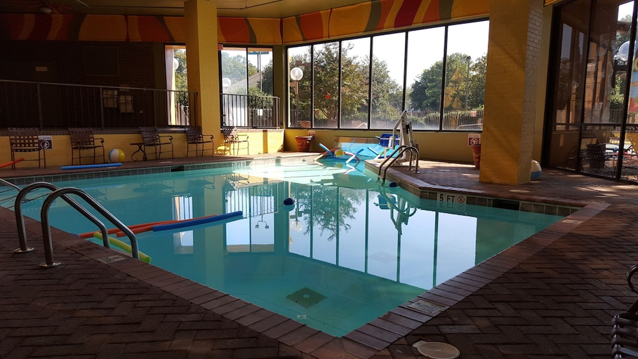 Sport & Beauty 5, Ramada Plaza by Wyndham Atlanta Airport, Fulton