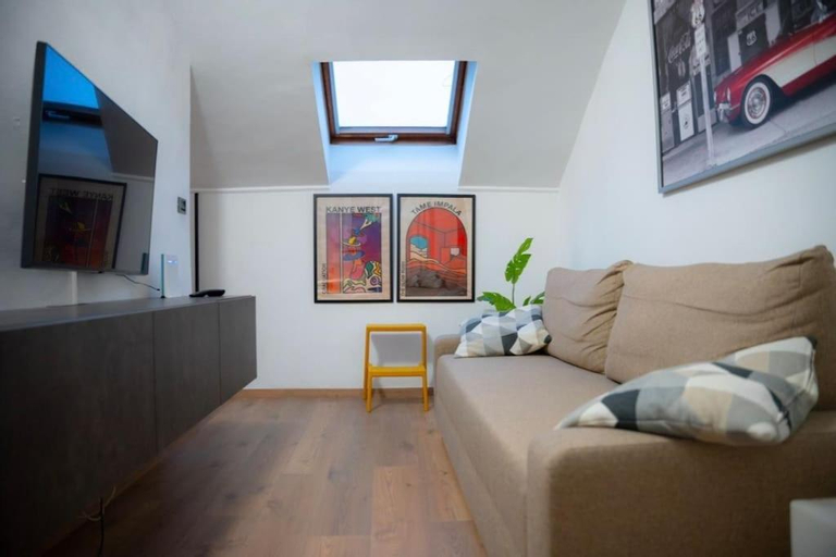 Others 5, Hulu, Savona