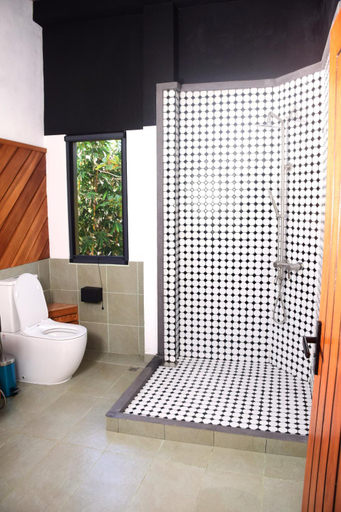 Bathroom 5, mango tree villa bentota, Bentota