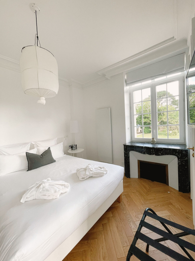 Bedroom 3, Chateau Les Garennes, Finistère