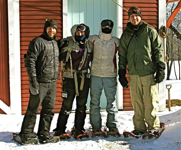 Snowshoeing, West Hill House B&B, Washington