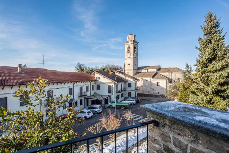 Others 3, Nigella Langhe Home, Cuneo