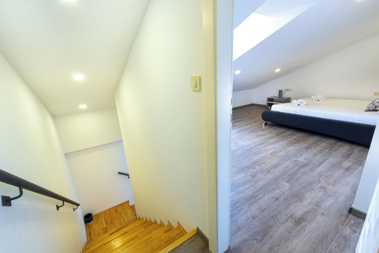 Bedroom 2, Luxury Penthouse Apt on beach Makarska, Makarska