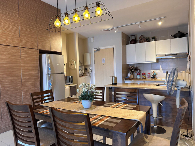 Food & Drinks, Premium Retreat Suite Icon City, Petaling Jaya