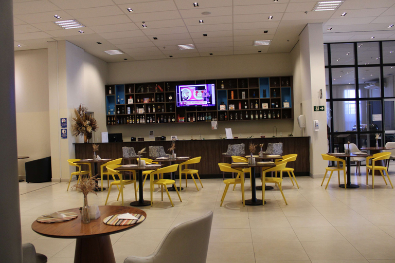 Food & Drinks 5, Tulip Inn Sete Lagoas, Sete Lagoas