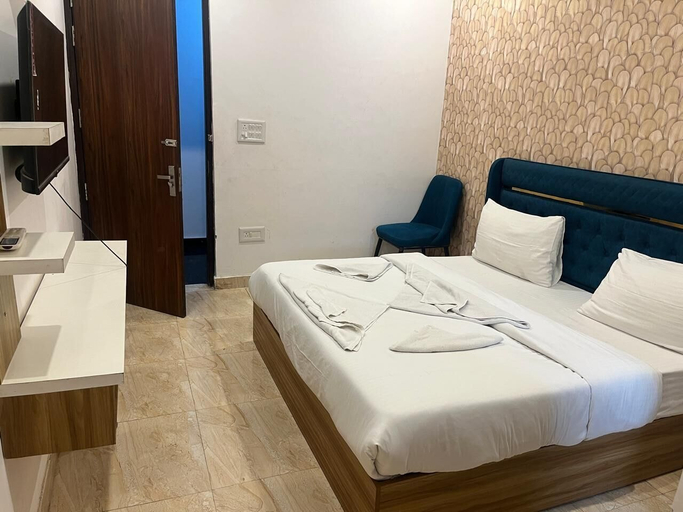 Bedroom 2, Vista business suites and banquet By NBS, Gautam Buddha Nagar