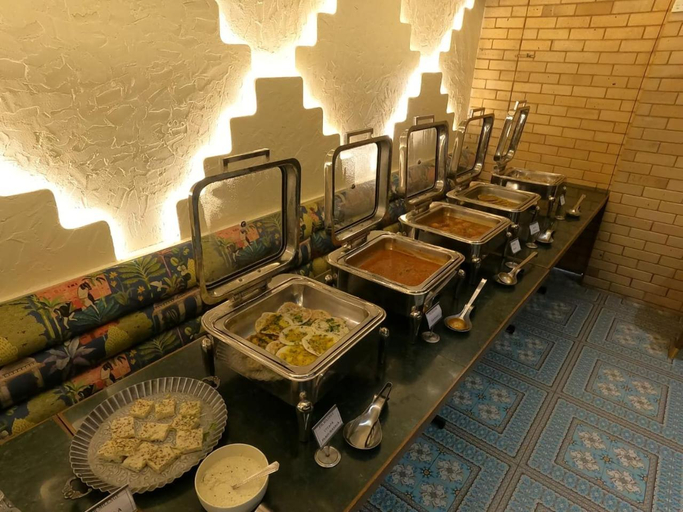 Food & Drinks 5, Hotel Mumbai House - Malad Valnai, Mumbai Suburban