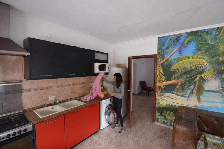 Others 5, Casa Marina Argentina, Esteban Echeverría