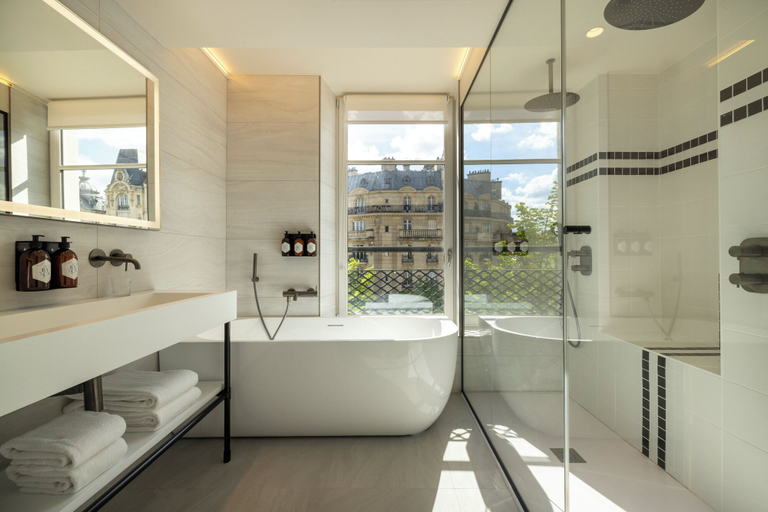 Bathroom 5, Hôtel Raspail Montparnasse, Paris