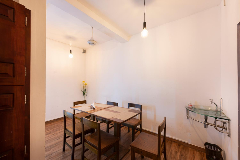 Others 5, Gentz Residency & Restaurant, Thimbirigasyaya