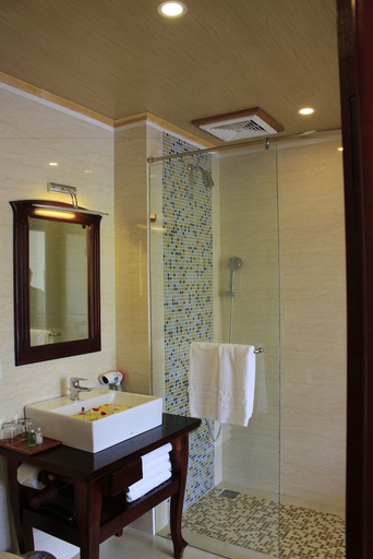 Bathroom 3, Ca Ty Mui Ne Resort, Phan Thiết