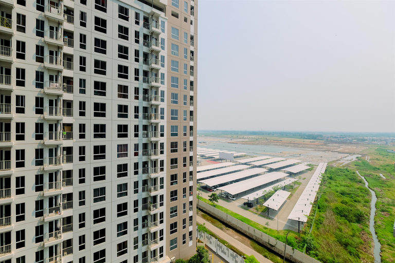 Exterior & Views 3, Simply Look and Cozy Studio Tokyo Riverside PIK 2 Apartment By Travelio, Tangerang