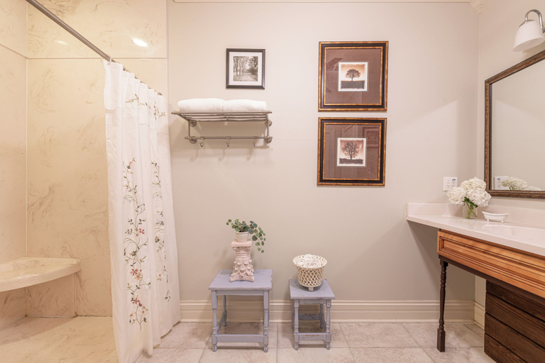 Bathroom 3, The Sage Cottage, Bartow
