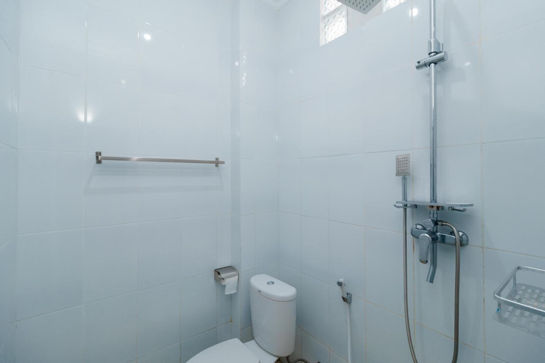 Bedroom 2, KoolKost Syariah @ Jalan Beliang, Palangkaraya