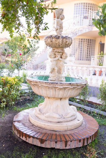 Others 5, Villa Graziosa, Messina