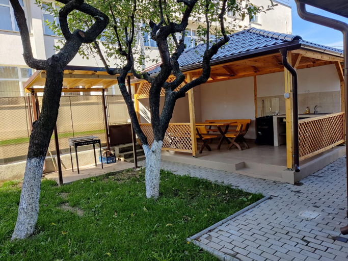 Others 2, Casa Marina, Calimanesti
