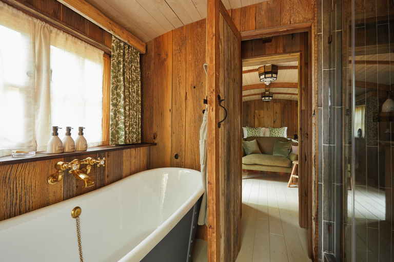 Bathroom 3, THE PIG at Bridge Place - Kent, Kent