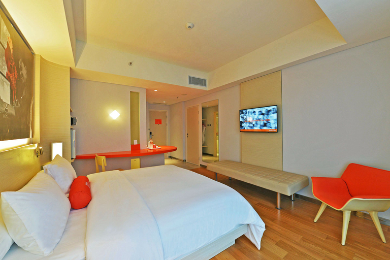 Bedroom 3, Harris Hotel & Conventions Solo, Solo
