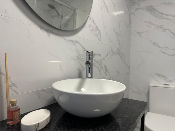 Bathroom 3, Marinho's Oporto Apartments, Porto