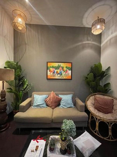 Others 5, Cozy & Spacious 2BR Penthouse in Makati, Makati City