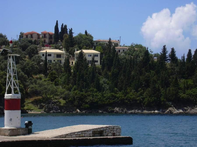 Others 5, Villa Polyxeni, Epirus