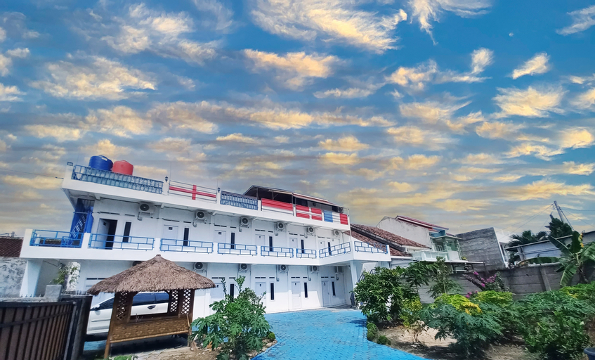 Uncle Dhana Kostel, Bandar Lampung