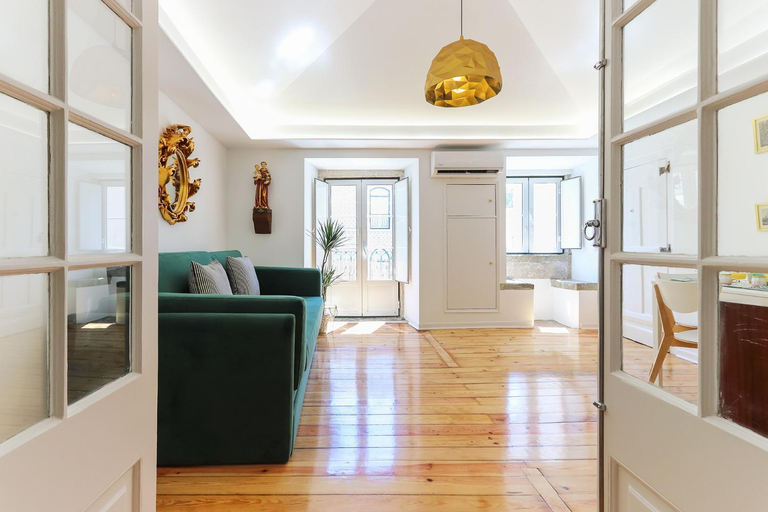 Others 5, Castelo Premium Duplex, Lisbon
