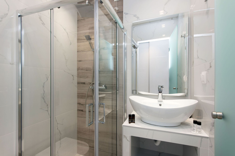 Bathroom 5, Melina Bay Boutique Hotel, Ionian Islands