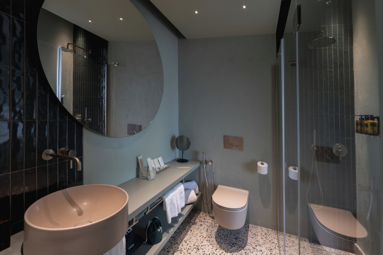 Bathroom 3, Hotel La Roqqa, Grosseto