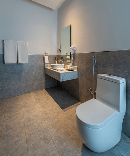 Bathroom 4, HDB Sahafa, Riyadh