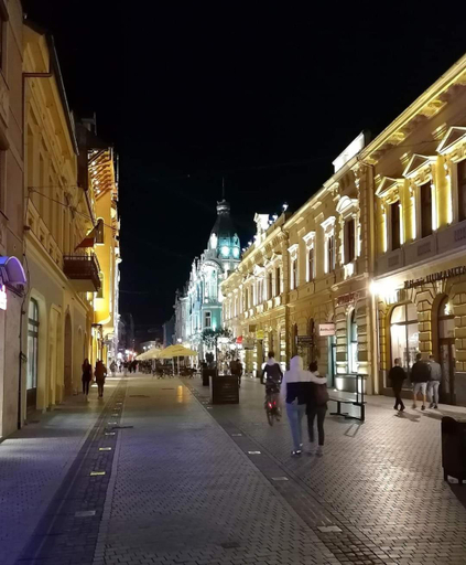 Others 3, Spiegel Center, Oradea