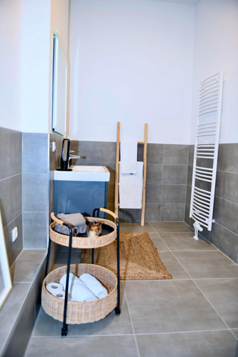 Bathroom 2, Villa Aix, Kerkrade