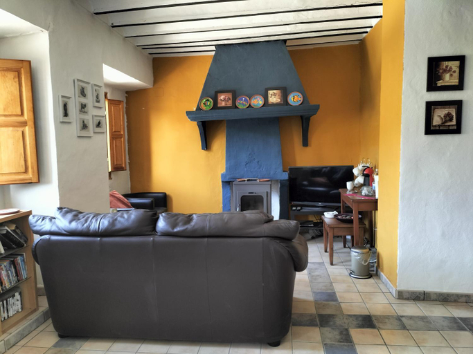 Others 5, Casa el Castano, Jaén