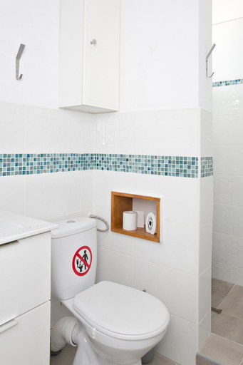 Bathroom 2, Spiegel Center, Oradea