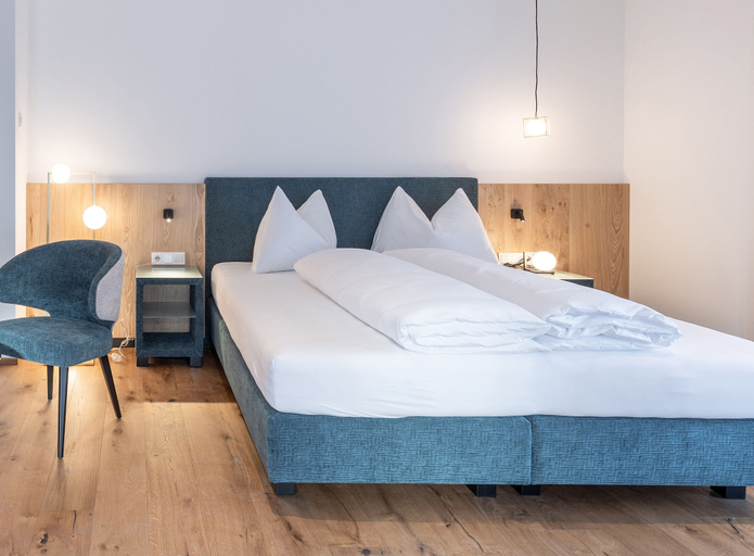 Bedroom 2, Hotel Alpenrose, Bolzano