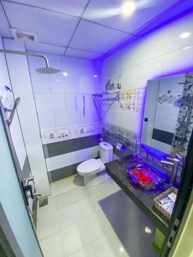 Bathroom 5, Vuon Cau Hotel, Tây Ninh