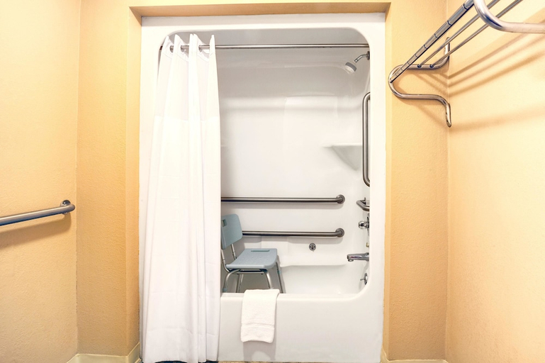 Bathroom 3, Day Inn Joelton/Nashville, Davidson