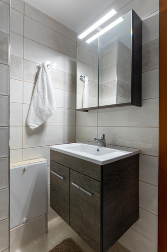 Bathroom 3, Art Antique Deluxe Villa, Crete
