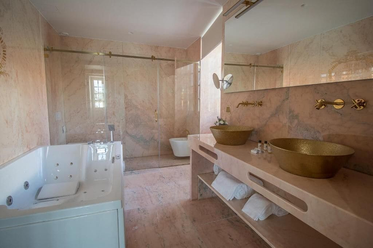 Bathroom 4, Hotel República, Tomar