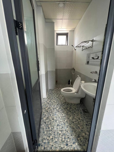 Bathroom 4, Tony's House Hotel Mũi Né, Phan Thiết