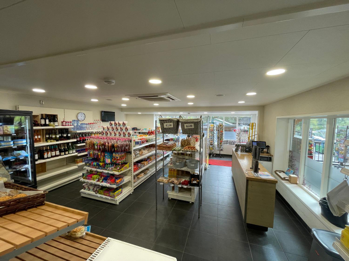 Food & Drinks 5, Forest Family 6 persoons op 5 sterren park, Apeldoorn